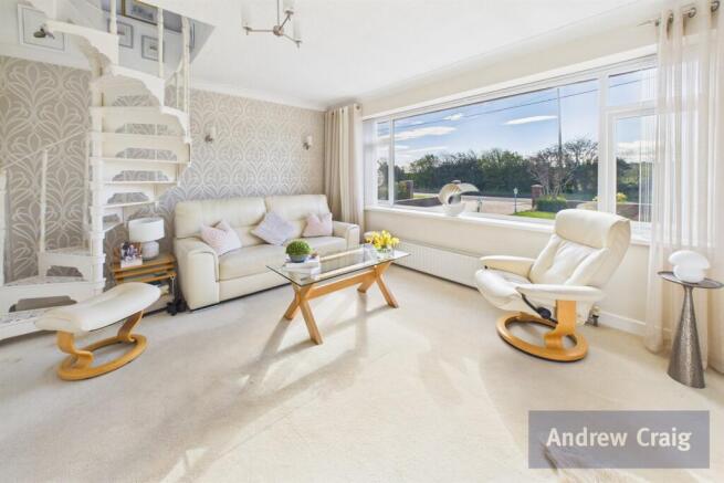 Open-Plan Living Spa