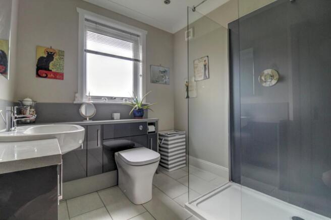 Master En-Suite