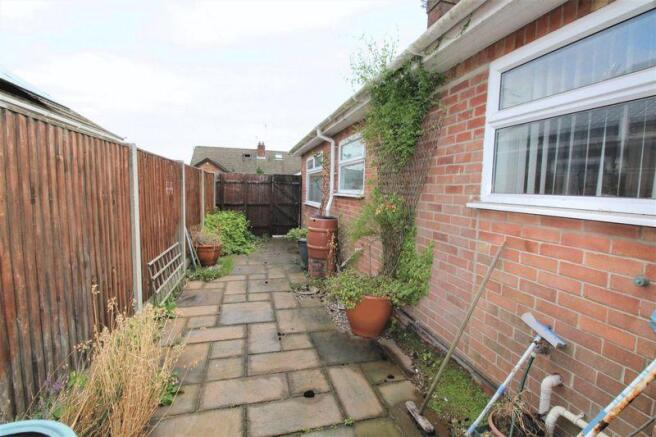 Garden to Side