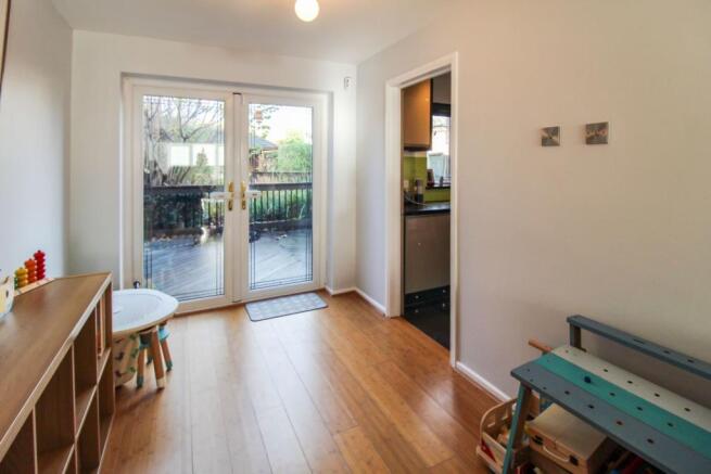 Lounge/Dining Room