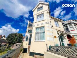 Flat 2, 3, Pembury Road, Westcliff-on-sea SS0 8DU