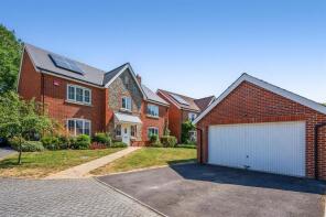 15, Ditch Acre Grove, Clanfield, Waterlooville PO8 0ZD