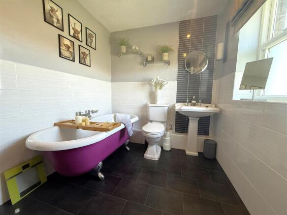 3 bed Detached for sale Image 8