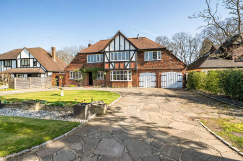 Wood Way, Farnborough Park, Orpington, Kent, BR6