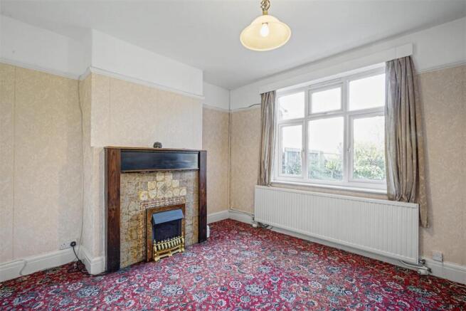 Dining/Sitting Room