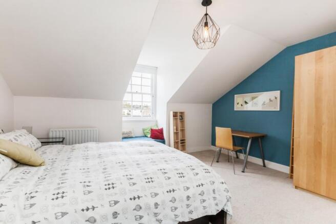 Bedroom 2(2)