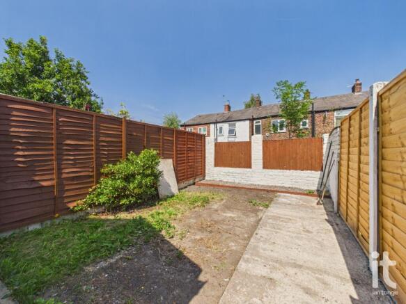 Station Street, Hazel Grove, Stockport, SK7 photo 4