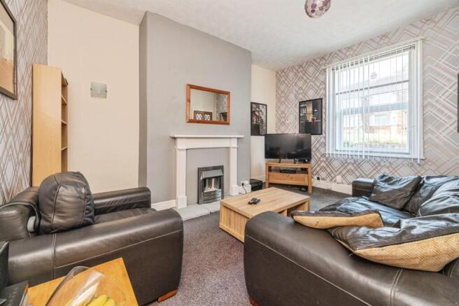 1 bed Terraced for sale Image 6