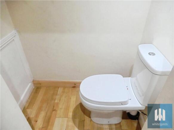 3 bed Semi-Detached for sale Image 6
