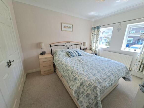 4 bed Detached for sale Image 10