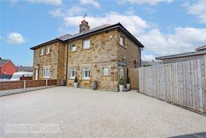 184, Newshaw Lane, Hadfield, Glossop SK13 2AY