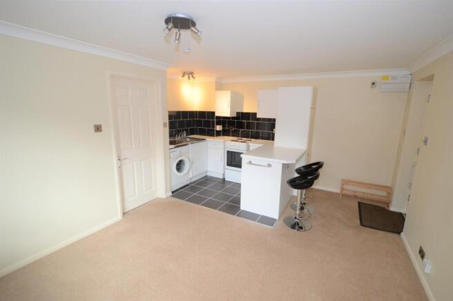 Living/dining room