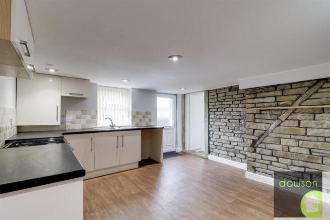 3 bed Semi-Detached for sale Image 9