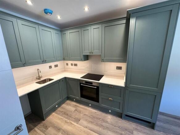 52 high kitchen.jpg