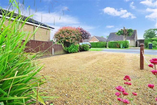 Driveway/Parking
