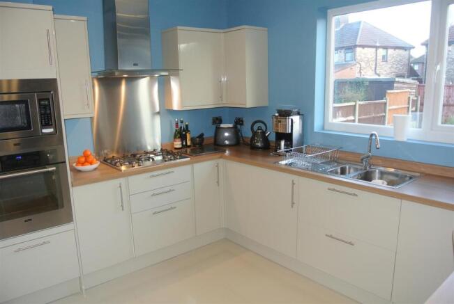 Open Plan Breakfast 