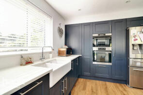 Fairlawn, Viewlands Avenue, Westerham TN16 2JE