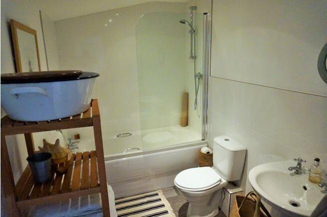 Annex Bathroom