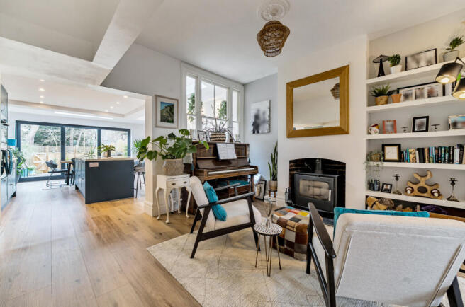 1410593-10-698b42...