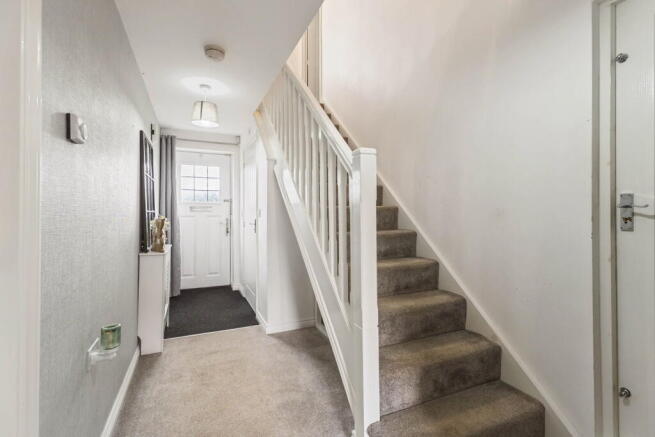 4 bed Detached for sale Image 9