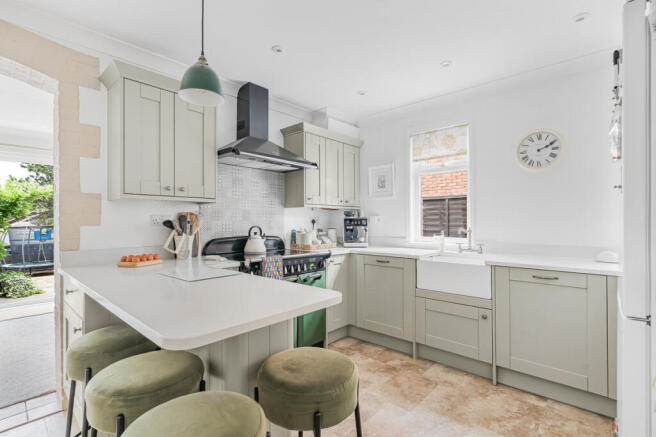 Kitchen/ Breakfast