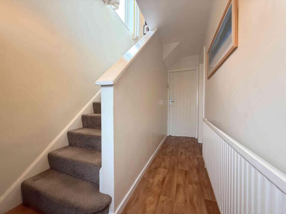 3 bed Semi-Detached for sale Image 10