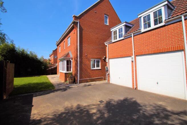 Rear & Garage/Office