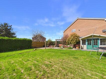 Windsor Crescent, Wakefield