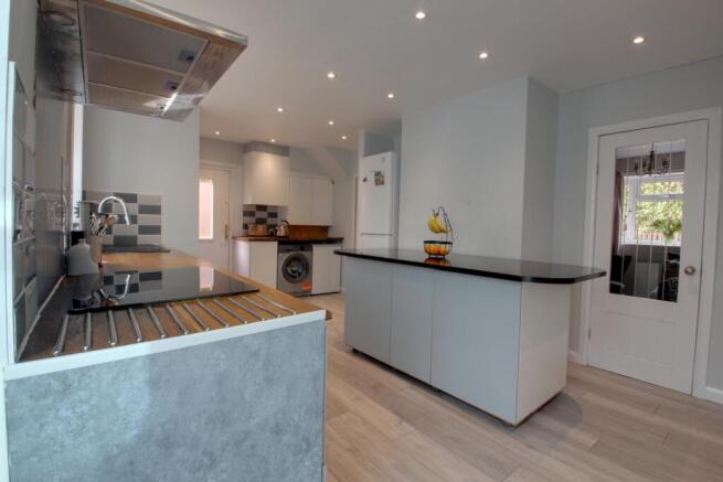 Open plan kitchen diner