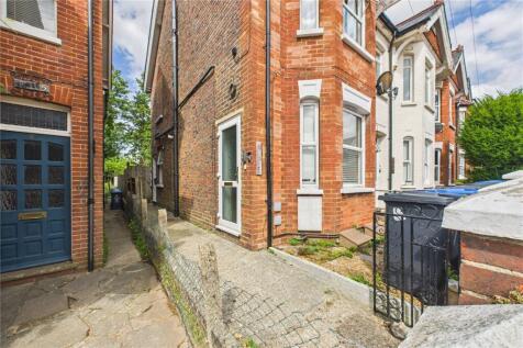De La Warr Road, East Grinstead, West Sussex, RH19