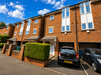 Yew Street, Hulme, Manchester, M15 5YW