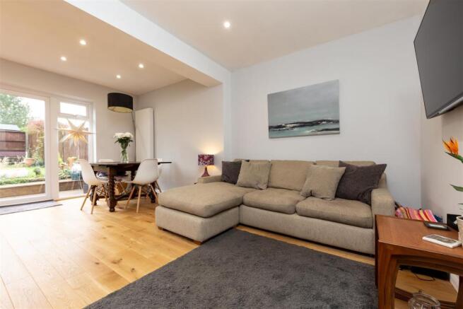 75 Willbury Hills Road (13 of 25).jpg