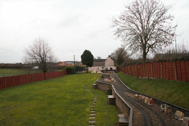 Photo 28