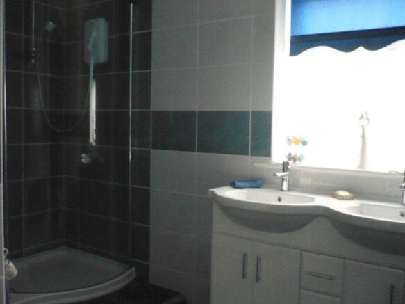 Showe Room
