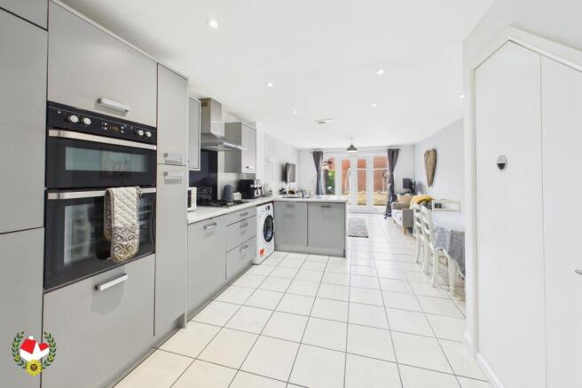 Kitchen/Living Area