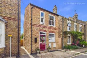 4a, Victoria Square, Huntingdon PE29 3QZ