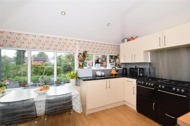 Kitchen/Breakfast Room