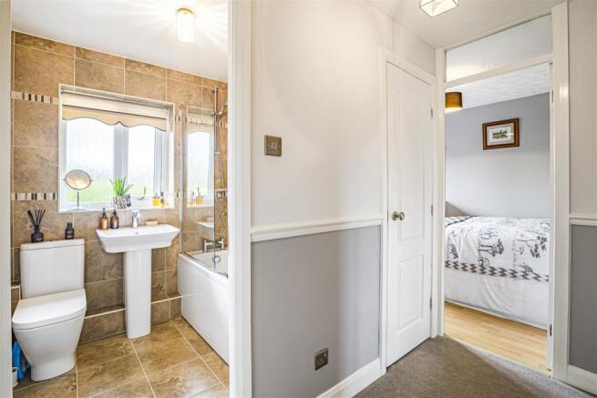 8507228-interior26.jpg