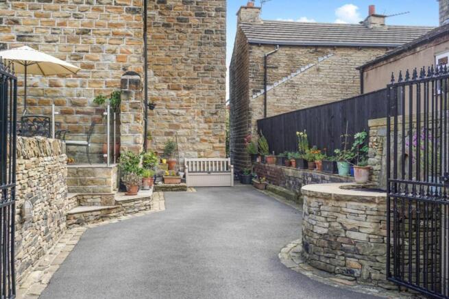 Gated Driveway