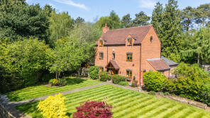 1, Stretton Croft, Wolvey Road, Hinckley LE10 3JB