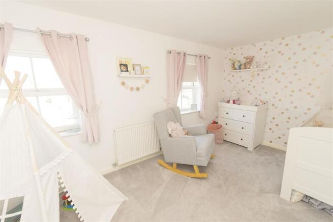 BEDROOM 2