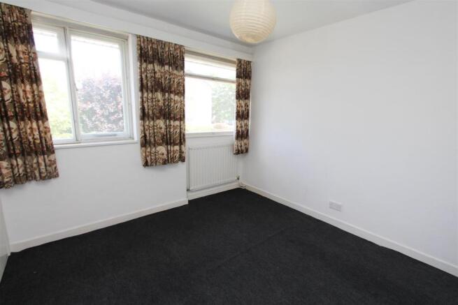 BEDROOM 2.1.jpg