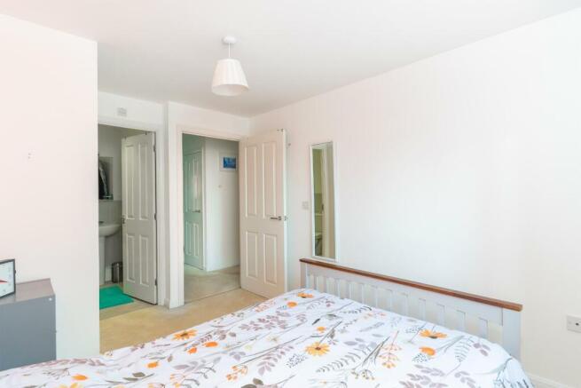 DAORHTROWSDROW1726 - Bedroom D.jpg