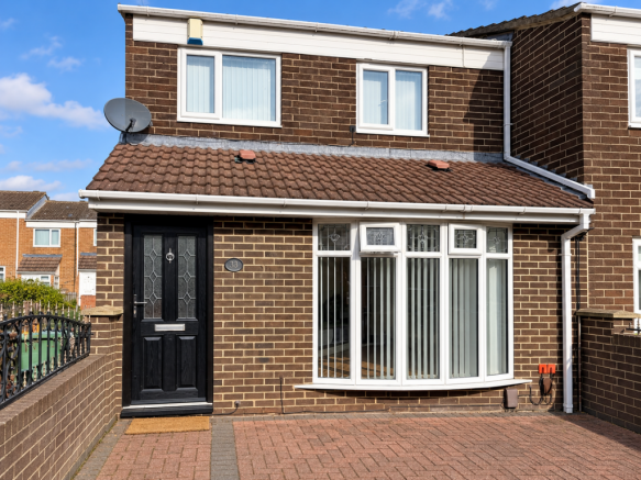 3-bed semi-detached on Ivy Grove,Hartlepool,TS24 8LG, £80,000