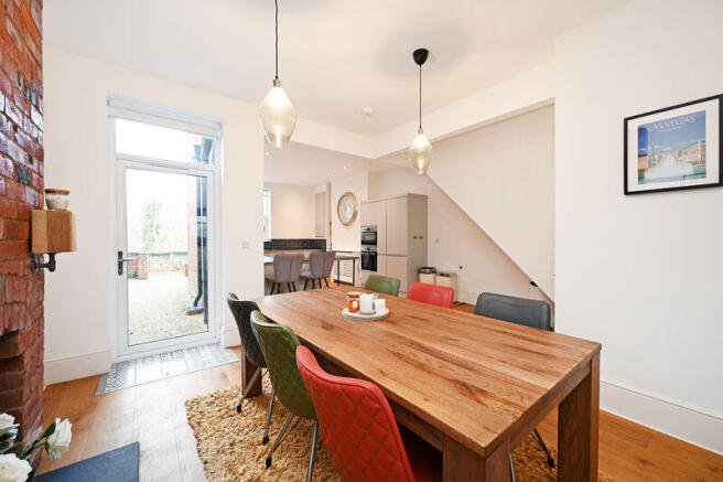 4 bed Terraced for sale Image 8