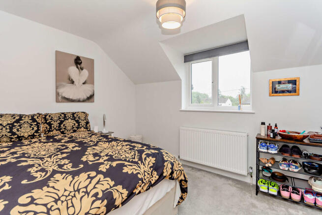 8650540-interior0...