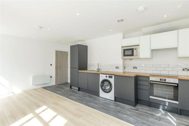 2 bed Apartment for sale Image 6