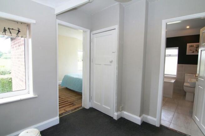 First-Floor Landi...