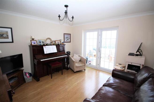 Familly/Music Room