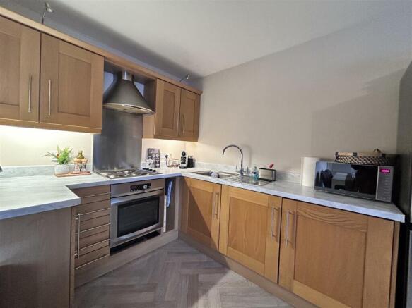 kitchen2.jpg